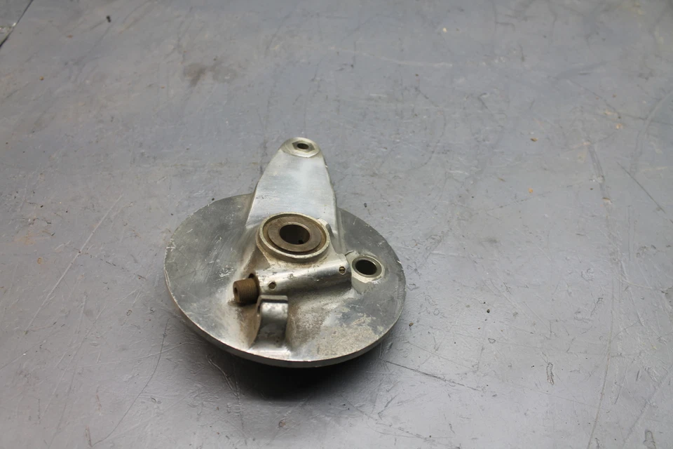 Honda CT90 1969 montaje de tambor de freno delantero 45100-030-000 Foto 2 de 4