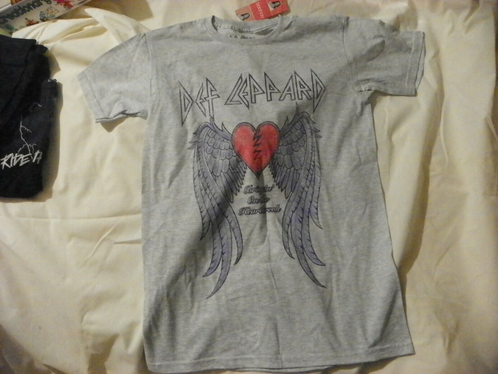 BOOHOO DEF LEPPARD WINGS LICENSE T SHIRT GREY SIZE SMALL