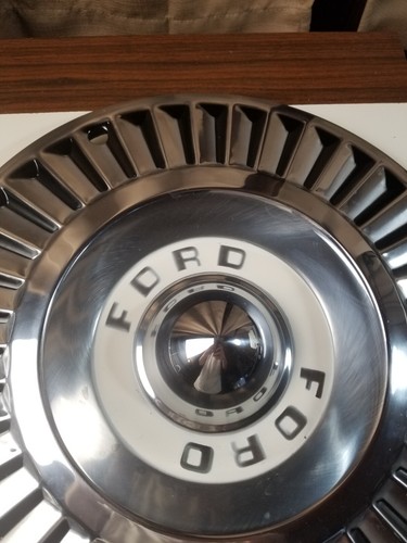 Tapacubos OEM Ford B7A-1130-B1 Tbird, Fairlane, Ranchero (paquete de 4) embalaje original - Imagen 5 de 17