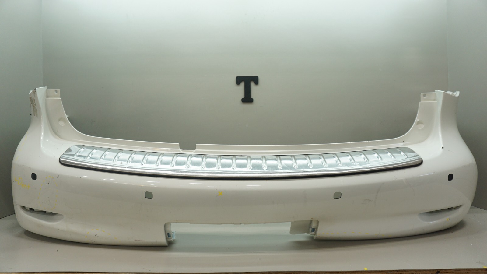 20112013 INFINITI QX56 REAR BUMPER COVER GENUINE OEM 850221LA0H eBay