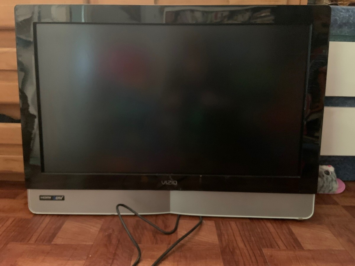 37-Inch Vizio VX37L 720p HDTV Widescreen LCD TV (Black/Gray