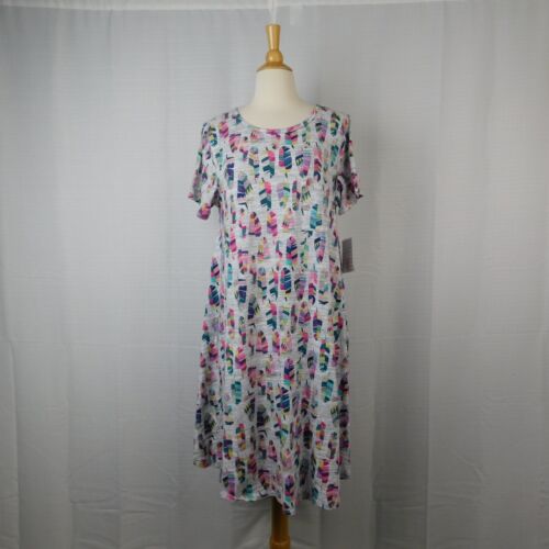 LulaRoe Carly Pocket Swing Dress Gray Rainbow Feather Print - Medium #9675