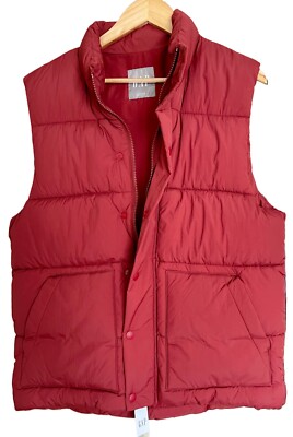 Gap Men's Puffer vest Full Zip Button snap high neck burgundy SZ medium CA 17897