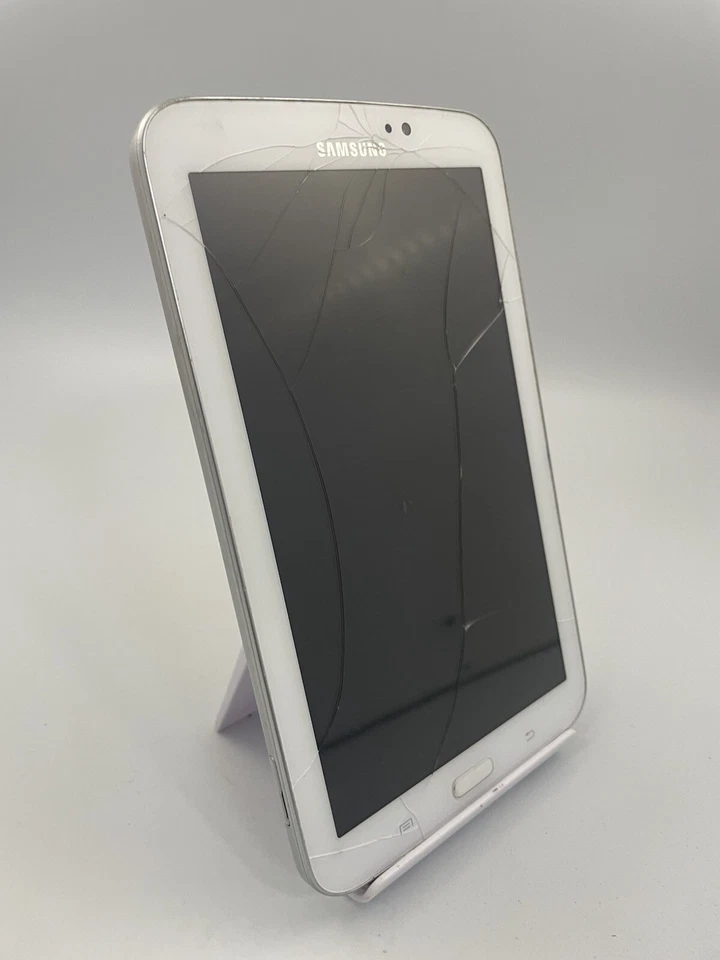 Samsung Galaxy Tab 3 SM-T210 White 7" 3MP Android Tablet Faulty Cracked #D - Image 2 of 4