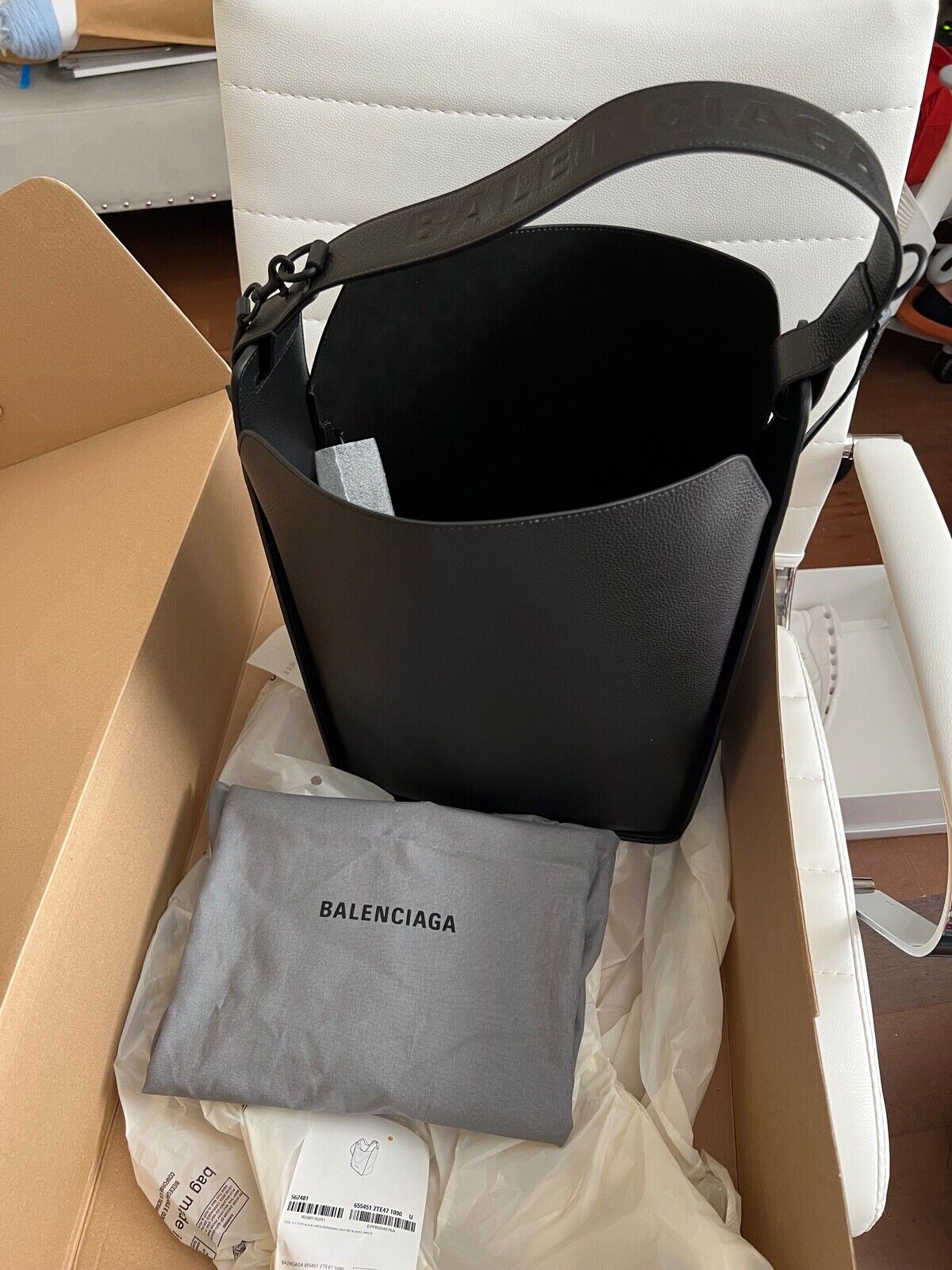 NEW Balenciaga Tool 2.0 North South Tote Leather Medium Black Grained  Calfskin