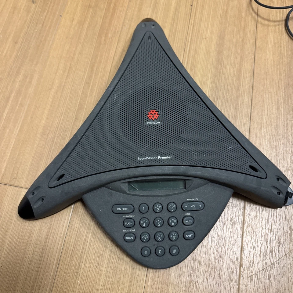 Лот товаров Polycom SoundStation Premier, SoundStation, внешние микрофоны и настенный модуль - Изображение 2 из 4