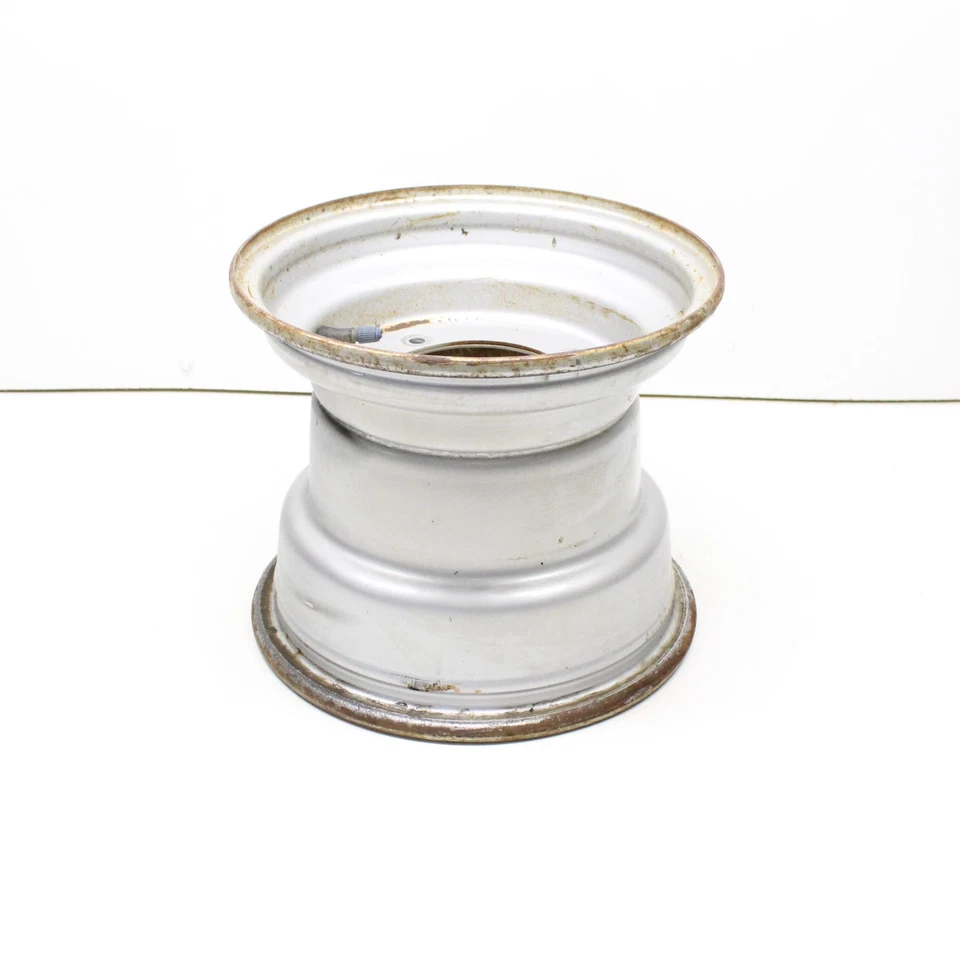 Llanta trasera Suzuki Quadrunner 250 1988 OEM 10X8 65310-20B00-13L Foto 2 de 4