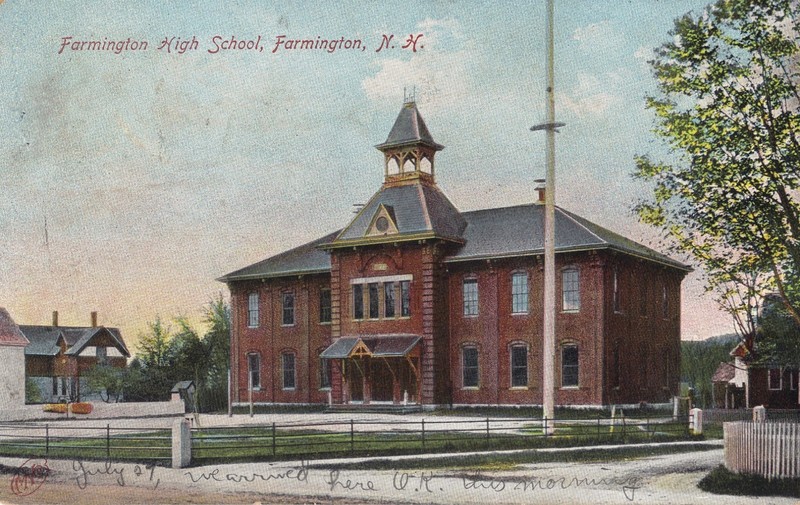 Farmington NH High School  Vintage  1909 DB Postcard *