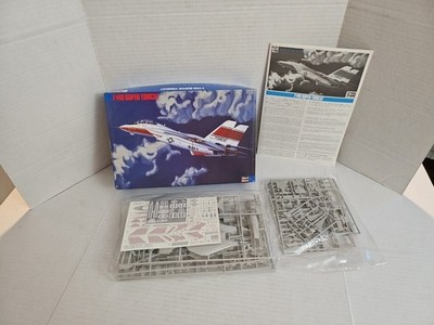 HASEGAWA F-14D SUPER TOMCAT 1:72 SCALE AIRPLANE MODEL KIT 1990 Sealed Parts