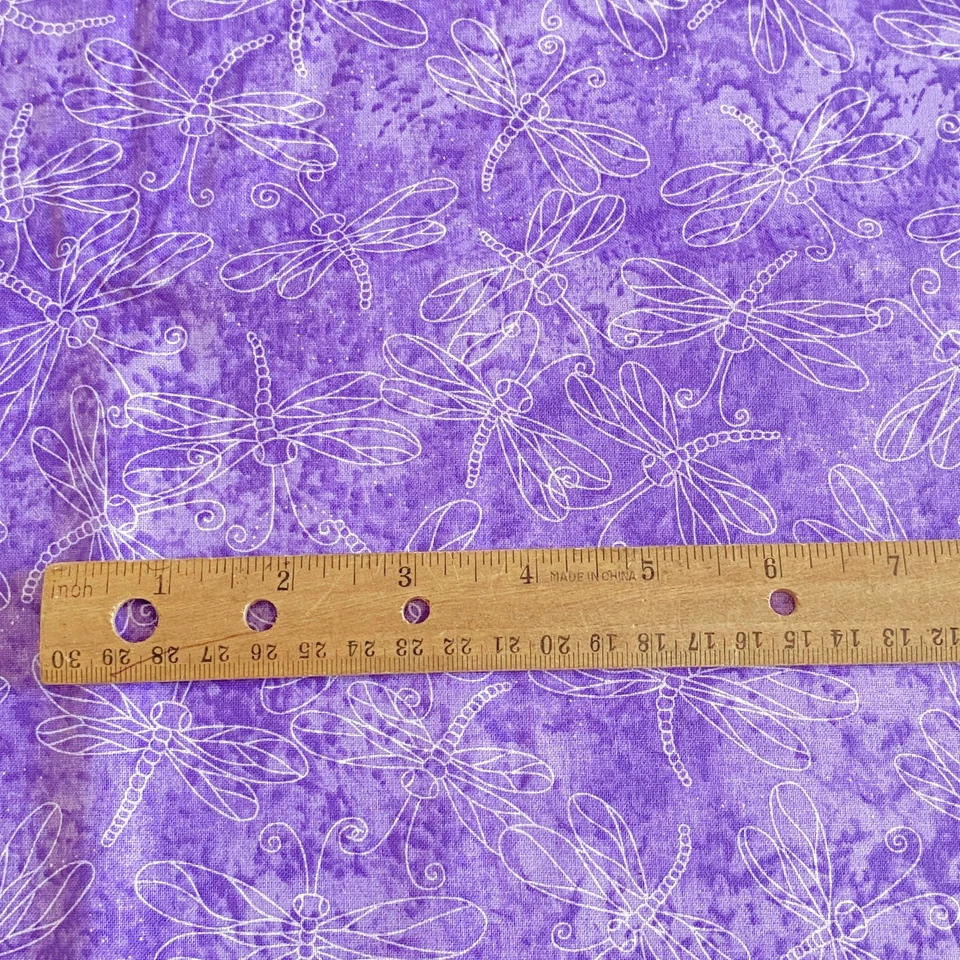 1.1 YD Purple Dragonfly Fabric Traditions Quilting Cotton - Image 2 of 4