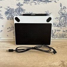 Wacom Intuos Draw CTL-490/W Small White TABLET, STYLUS,  CABLE Exc Con 2 EUC
