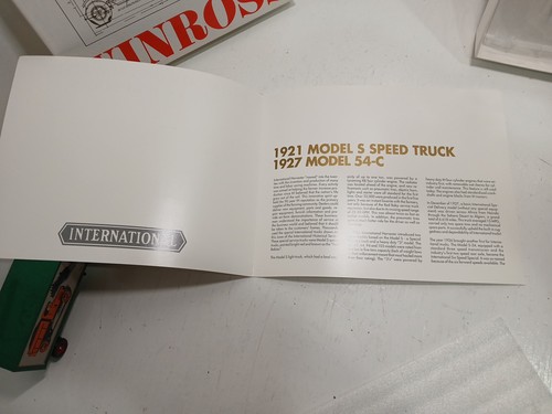 Winross International Historic Series #3 1921 And 1927 Speed Truck Model - Picture 9 of 10