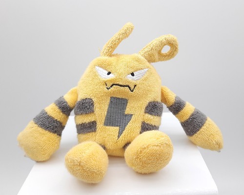 Pokemon Tomy Elekid 4" Kuttari sitzende Beanie Plüschtier Figur Stofftier Puppe Kuta