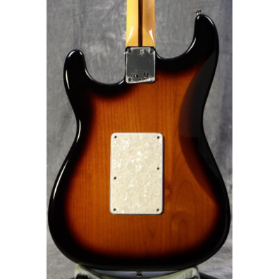 Fender Stratocaster 2-Color Sunburst Dave Murray signature