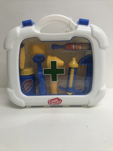 CHAD VALLY CHILDRENS DOCTORS CASE PLAYSET HOSPITAL NURSE GREAT FUN MAKE BELIVE - Picture 5 of 6