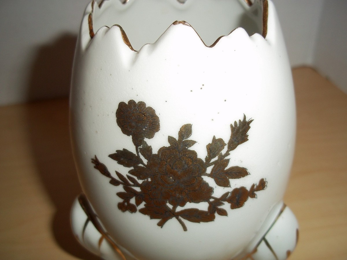 Vintage Napcoware 3 Footed Egg Vase Gold Gilted Flowers Made in
