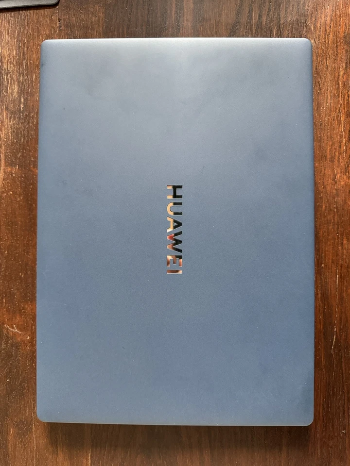 Huawei Matebook X Pro 2023 Ink Blue - Immagine 2 di 3