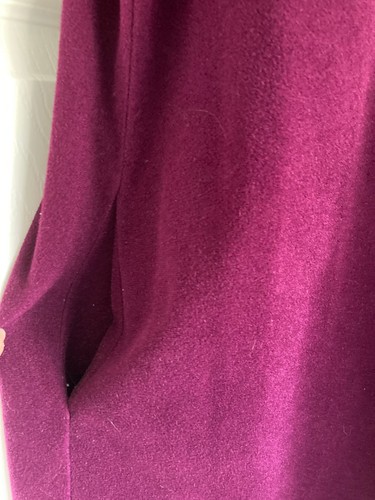 Vanity Fair Snap Front velour Fleece /Robe knee length Size M berry color - Picture 4 of 18