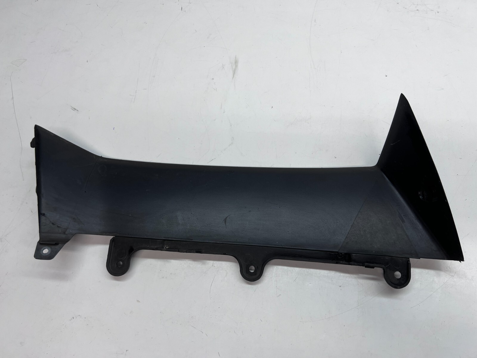LAMBORGHINI AVENTADOR LP700 PASSENGER RIGHT RH SIDE FENDER TRIM OEM 470854776A