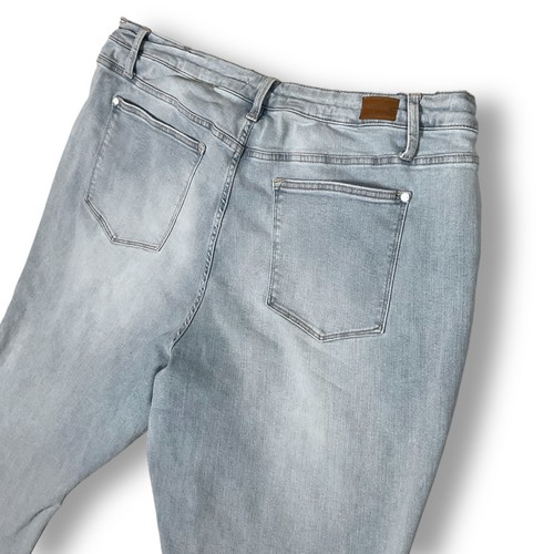 Judy Blue Wide Leg Fit Jeans Sz 24W Stretch Light Wash Casual Blue - Picture 8 of 12