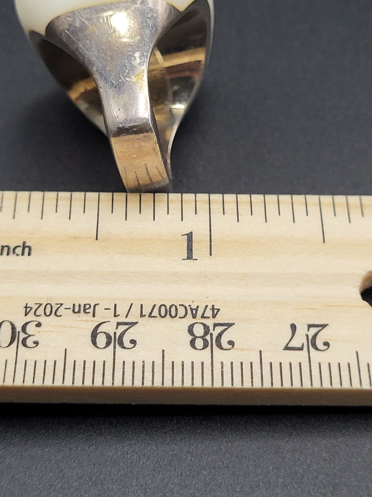 Sterling Silver Ring Size 8 White Agate Statement - image 11