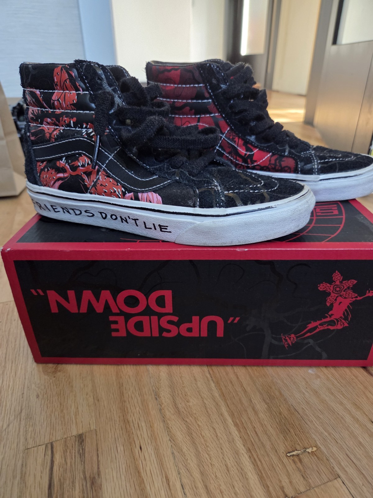 Stranger Things VANS - image 1