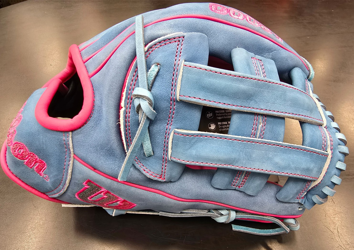 NEW! 2025 Wilson A2000 EDLC44 Elly De La Cruz Game Model 12