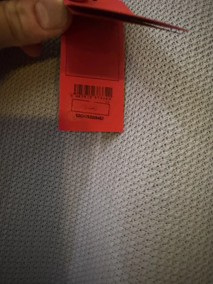 carolina herrera Men’s Blue Polo With Tags - Image 2 of 4