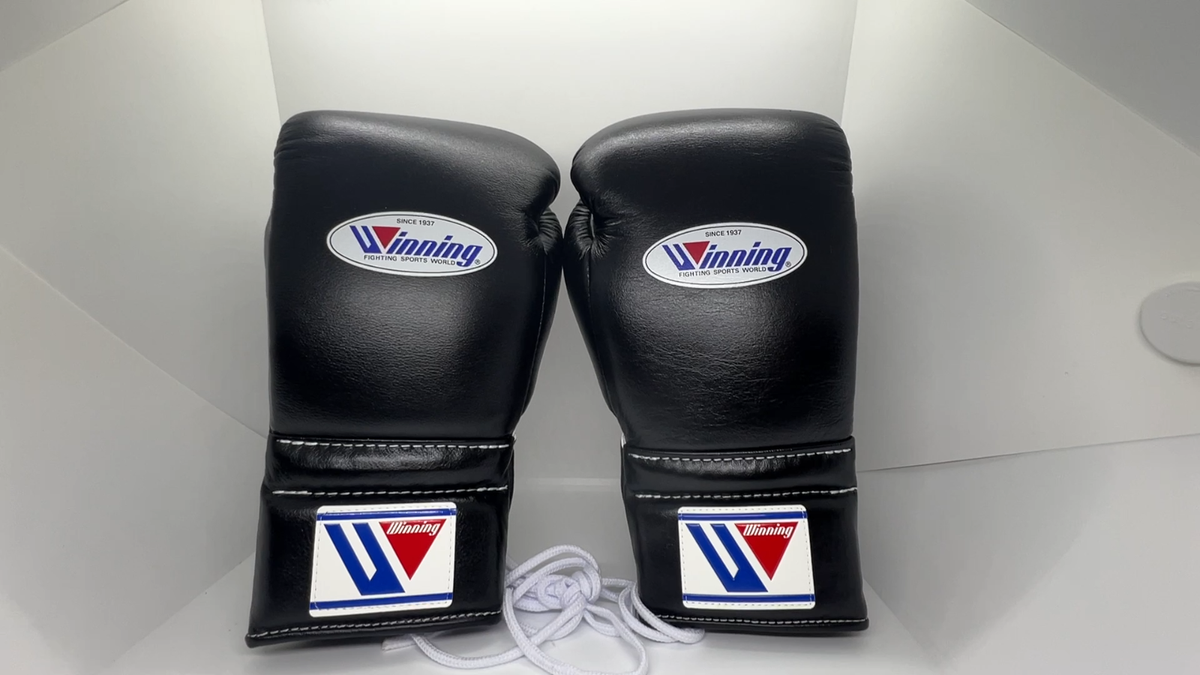 Winning Boxing Gloves MS-400 Professional Type 12 oz Black String