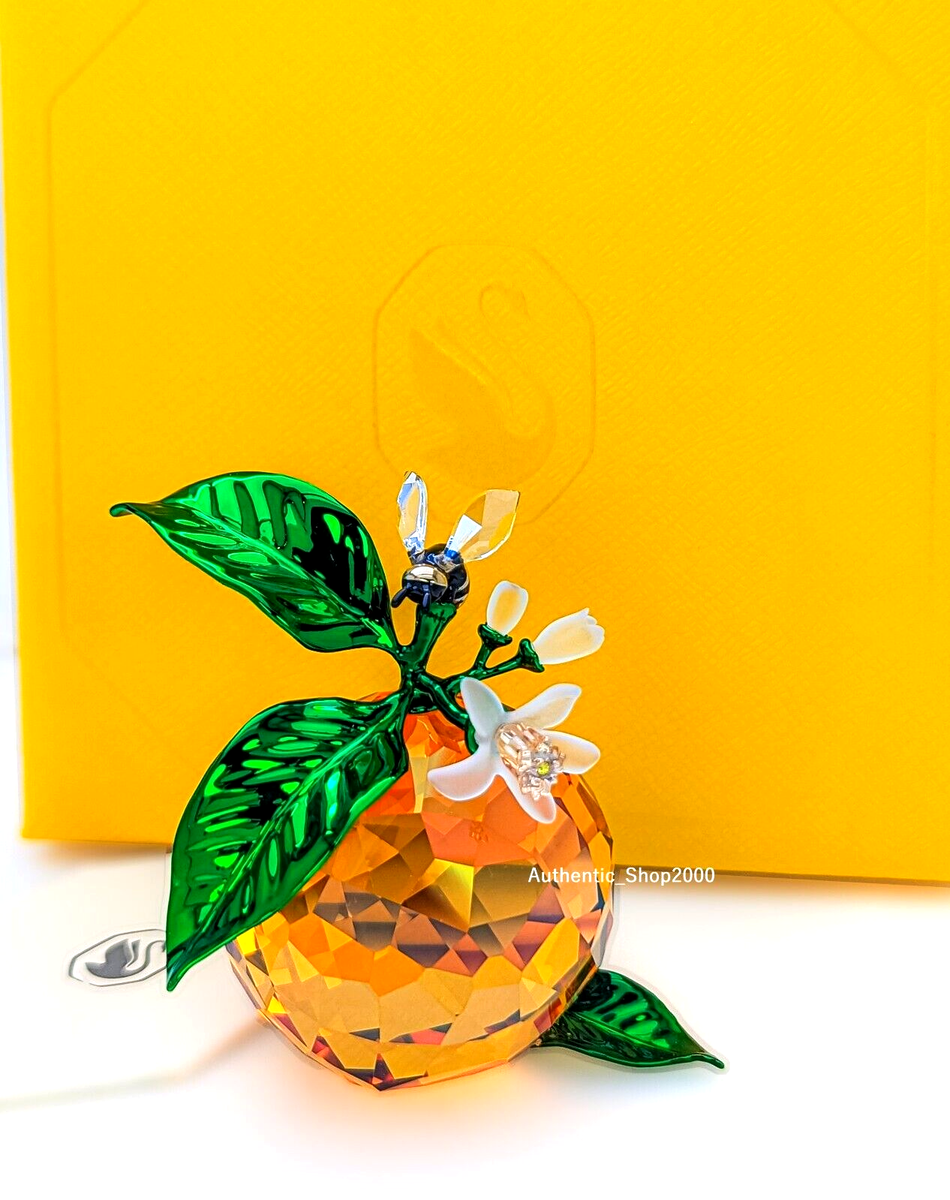 New 100% SWAROVSKI Crystal Idyllia Clementine and Bee Figurine