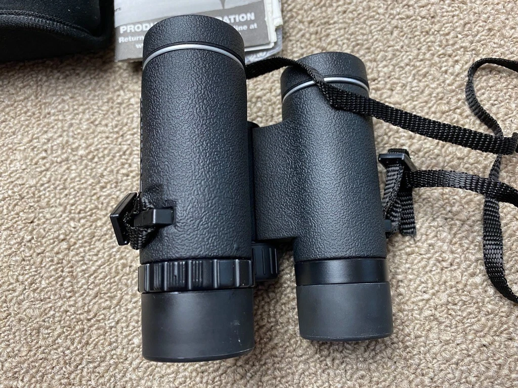 Bushnell binoculars hotsell 10x25 fov 330ft