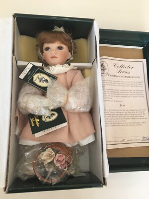 Geppeddo Collector Series Doll JANE Porcelain NRFB With Flowers Tag And  COA