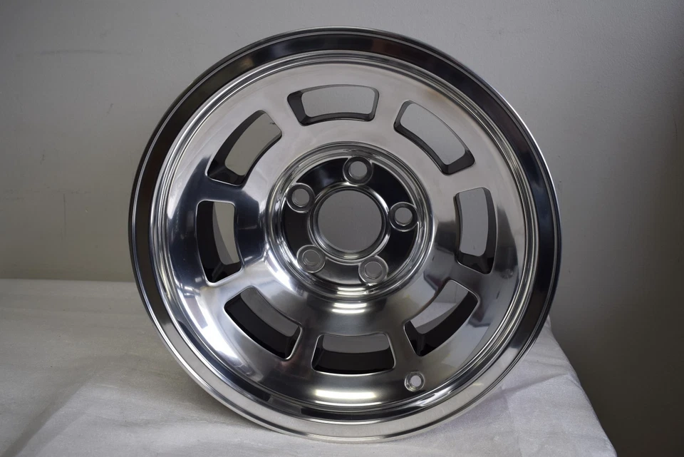 CUSTOM 15'' INCH 8JX15 WHEEL RIM - Image 2 of 4