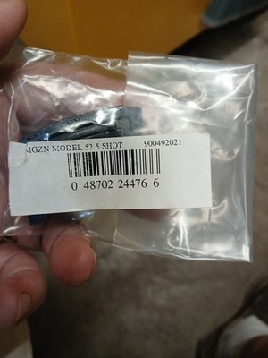 NOS WINCHESTER MODEL 52  5 ROUND FACTORY BLUED TRADE MARK STEEL MAGAZINE (BD)