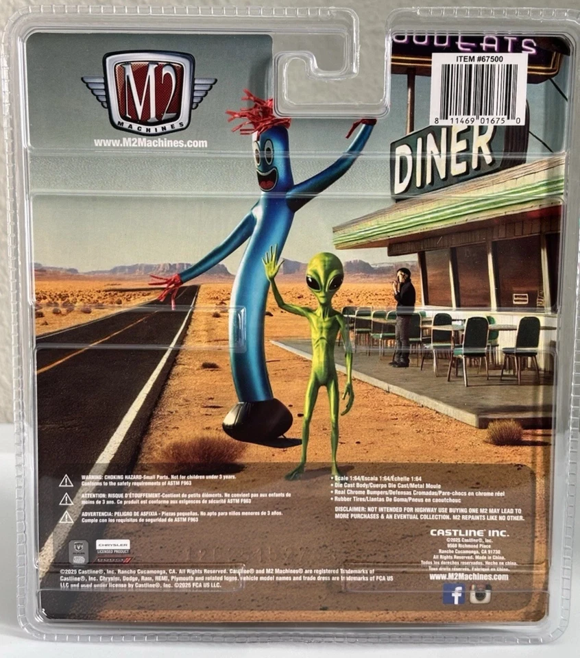 💥M2 Máquinas Diorama 1960 Chrysler 300F Rosa Roswell Diner 2025 Alien Tube Man! Foto 2 de 2