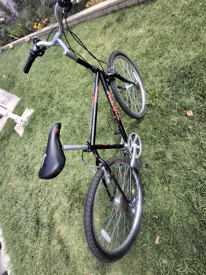 Bicicleta deportiva Trek 800 2007 MTB 18" grande Shimano SRAM Suntour acero remitente a EE. UU. Foto 3 de 4