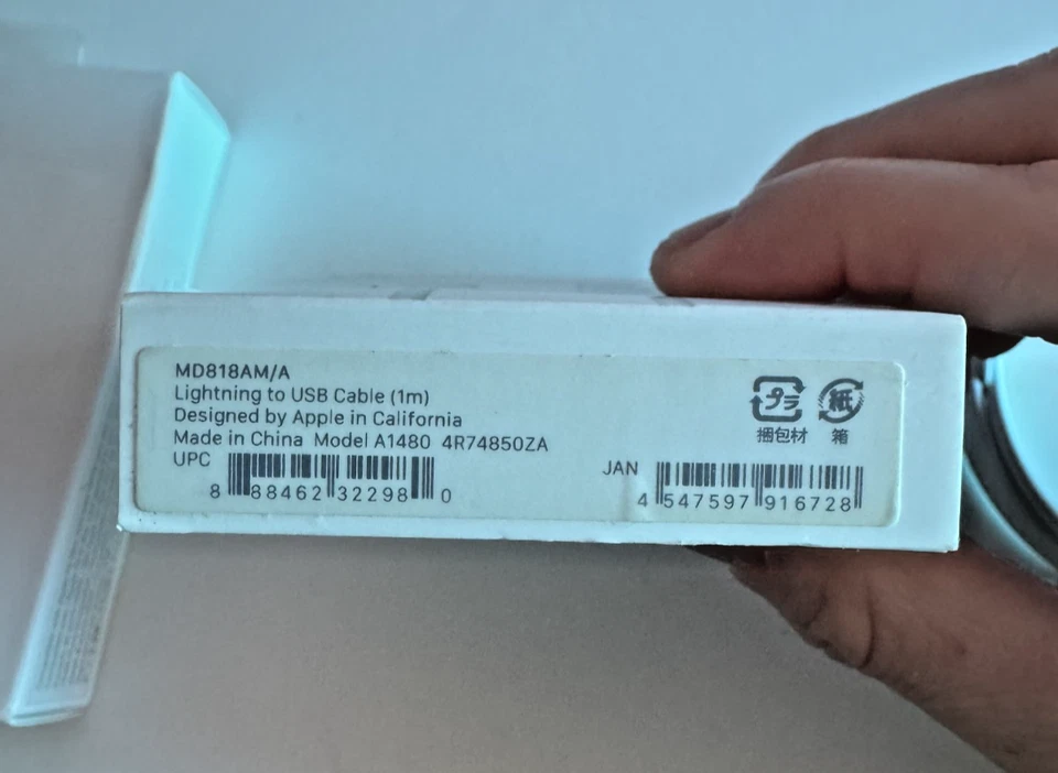 NEW Bundle OEM Apple Cables - HMDI + Lightning USB + Lightnight USB-C FAST SHIP - Image 3 of 4