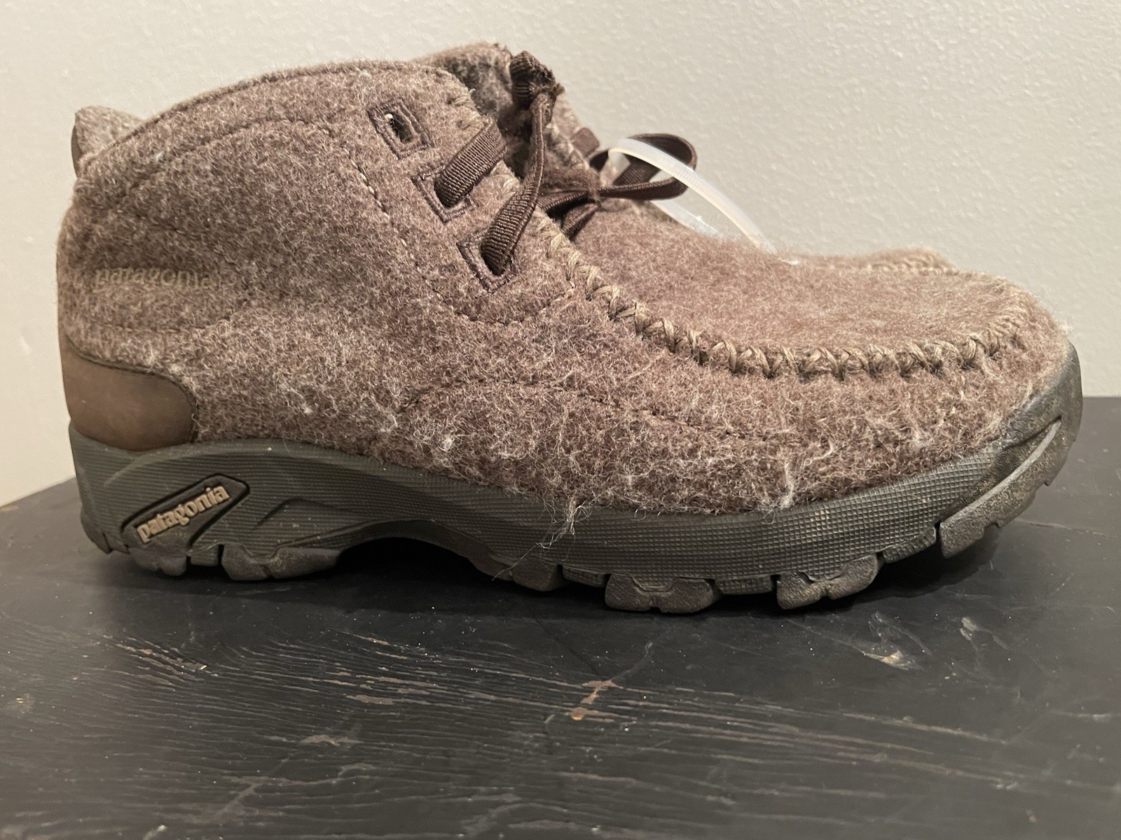 Brown Neutral Color Rare Youth Kids Size 4.5