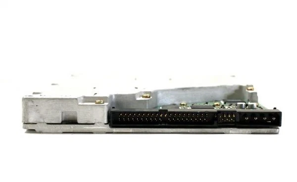 Quantum 4gb ide 5.25" hdd tx04a109 rev 02-c, atx40r80, yypxx - Image 3 of 3