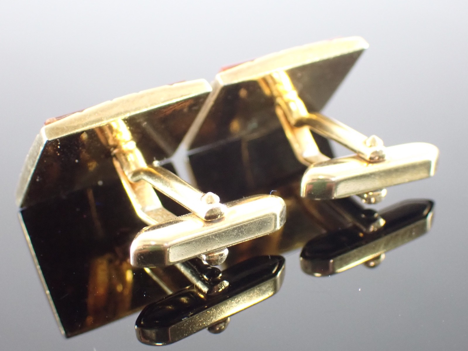 Vintage Gold Tone Red Stone Rectangular Cufflinks… - image 9