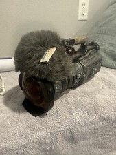 WORKING Sony Handycam DCR-VX2100 3CCD NTSC Digital Camcorder Video Camera Japan