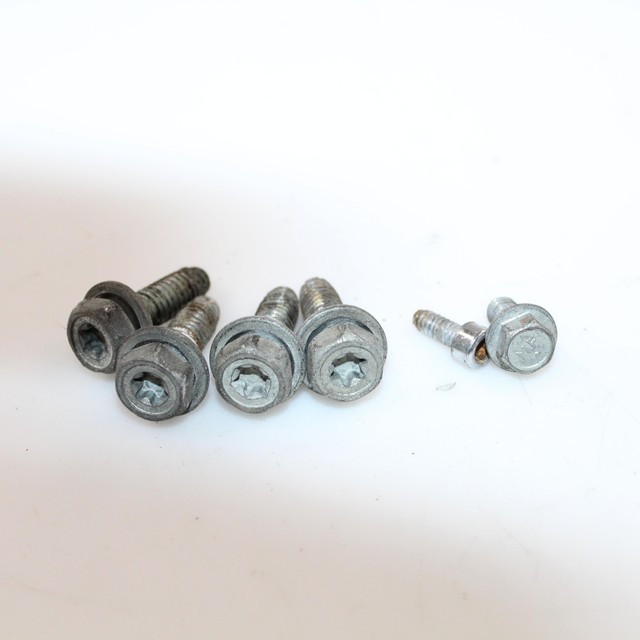 Harley Davidson Street Glide Flhx 2009 Fuel Gas Tank Bolts eBay