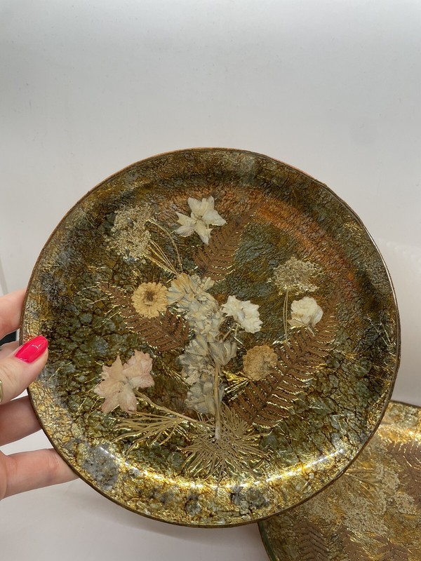 VINTAGE PRESSED DRIED FLOWERS ART FOIL Leather Back CARMEN MEXICO 1984 Dish Set