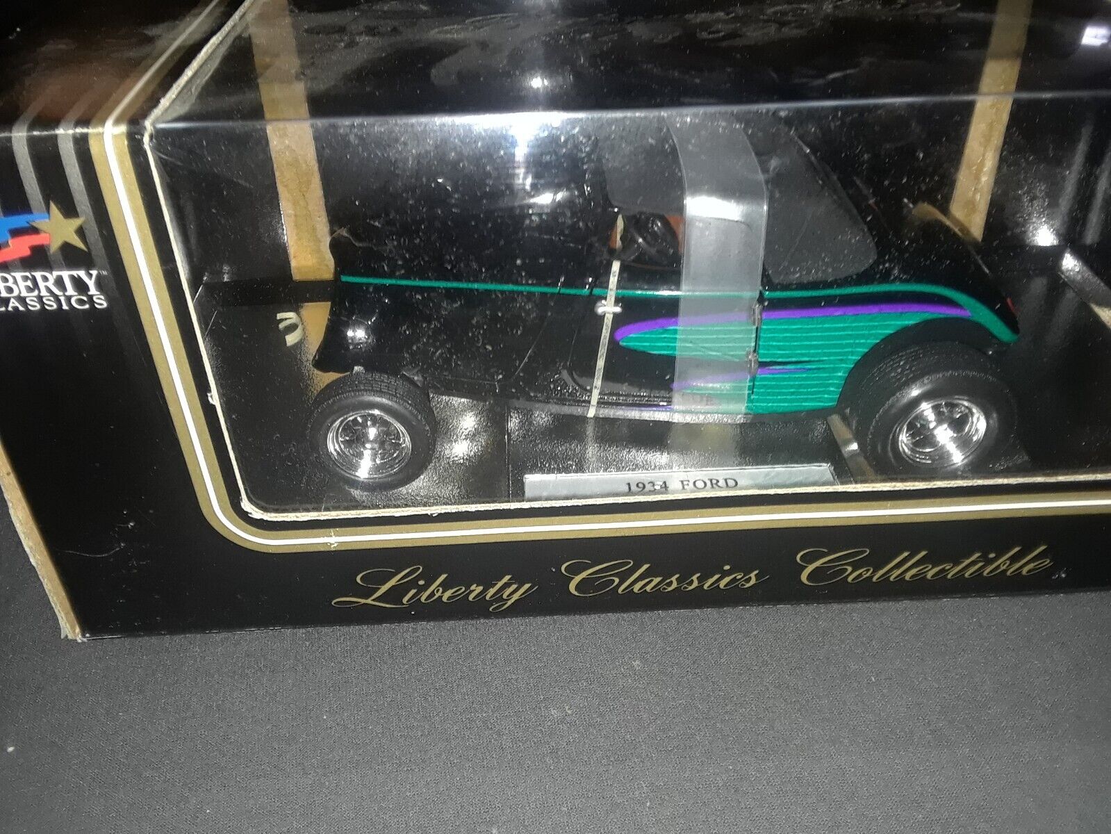 Picture 1 of 3