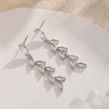 New Arrival Full Micro-Set Cubic Zirconia Leaf Earring for Women Luxury Shiny CZ