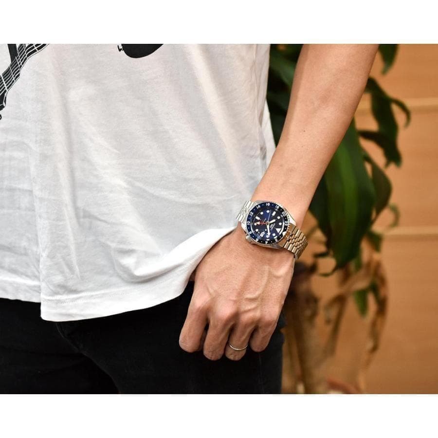 Seiko 5 Sports SKX Series Men`s SBSC003 84-F16 NEW image 2