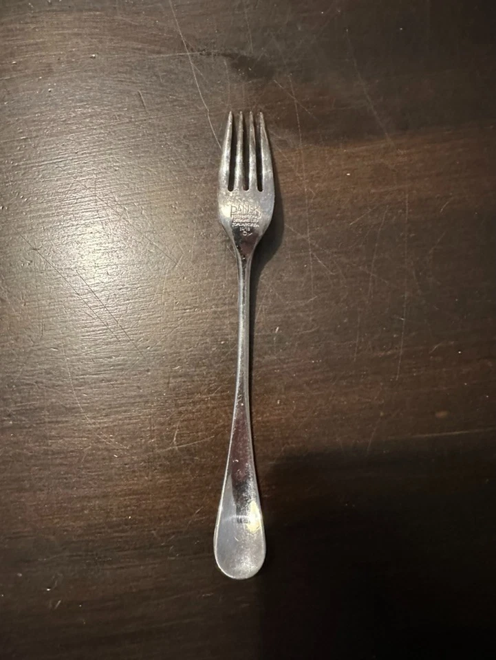 Tenedor de postre Dansk Torun 18/10 acero inoxidable moderno usado Foto 2 de 2