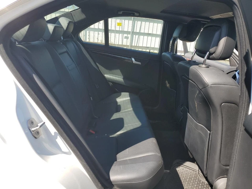 Used Brake Master Cylinder fits: 2014 Mercedes-benz Mercedes c-class 204 Type GL Foto 2 de 4