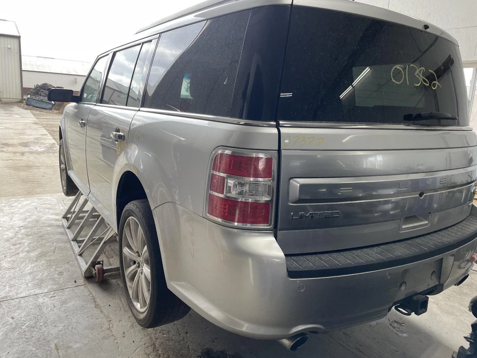 Conjunto de bomba y motor ABS usado se adapta a: montaje Ford Flex 2016 grado A Foto 2 de 4