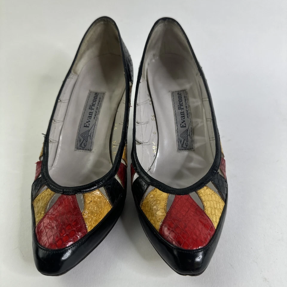 Evan-Picone (Hecho a Mano en España) Cuero Rojo Dorado Clásico Tacón Alto Bomba 5 1/2M Foto 2 de 4